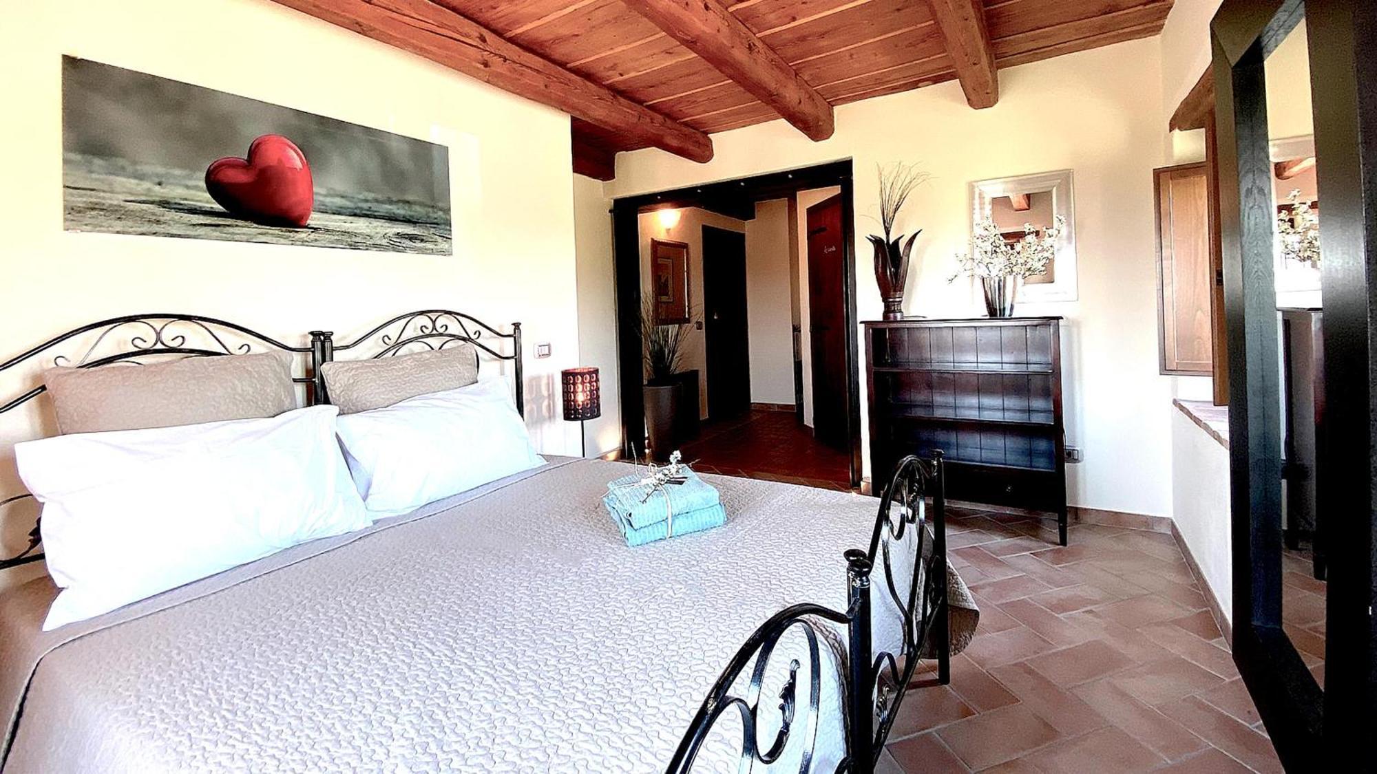 Bed And Breakfast La Vecchia Scuola 몬테파노 외부 사진